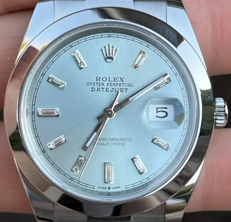 Luxury Watch Inspired by Iconic Designs